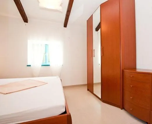 Tatil Evi Little Summer House Baška Hırvatistan